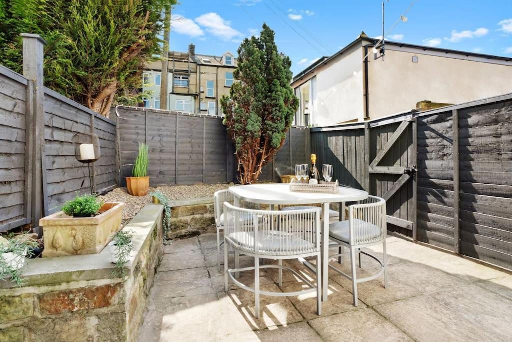Stunning 4Bed Townhouse By Hic & Trendy Kings Quarter! Vila Harrogate Exterior foto
